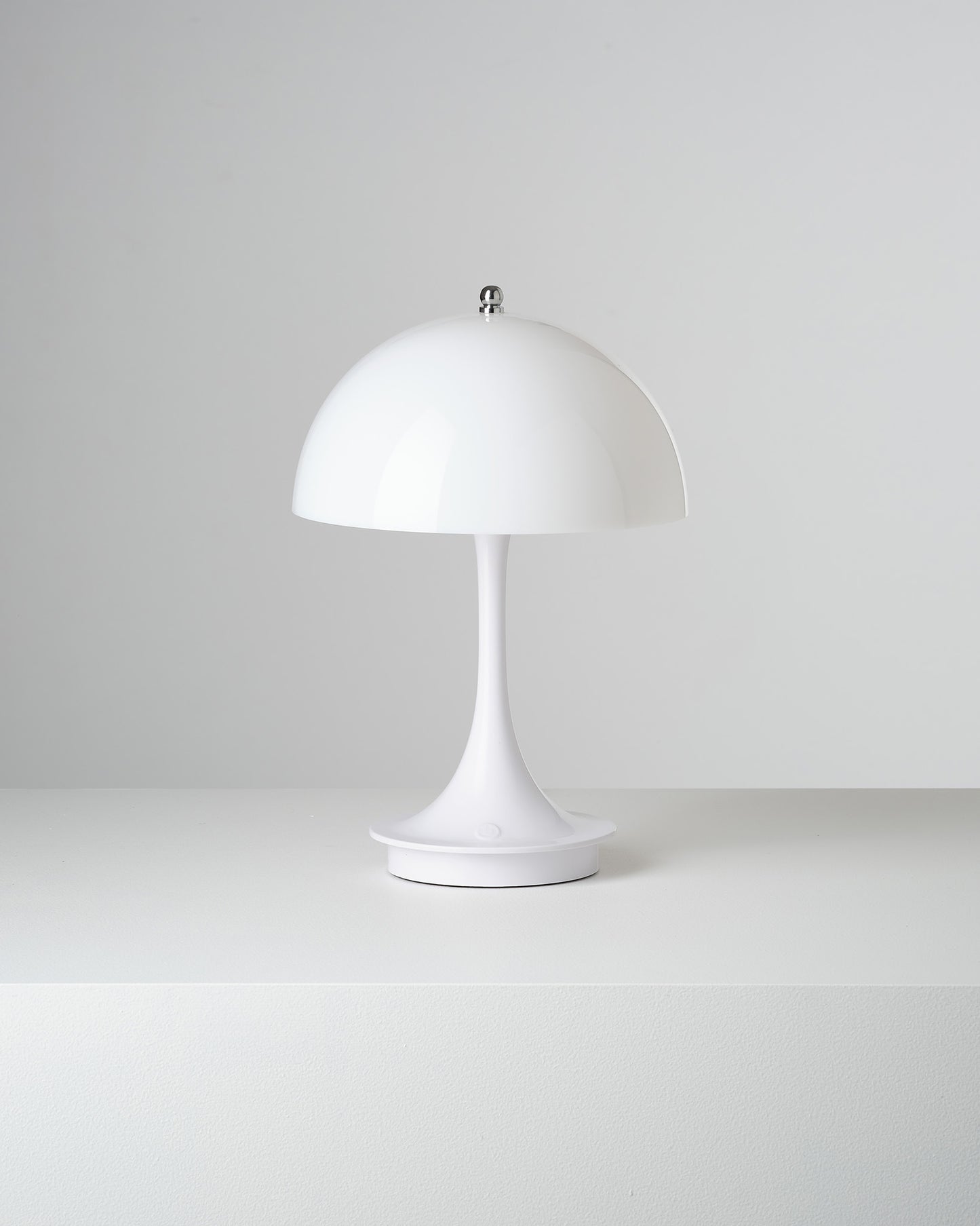 Irena Lamp