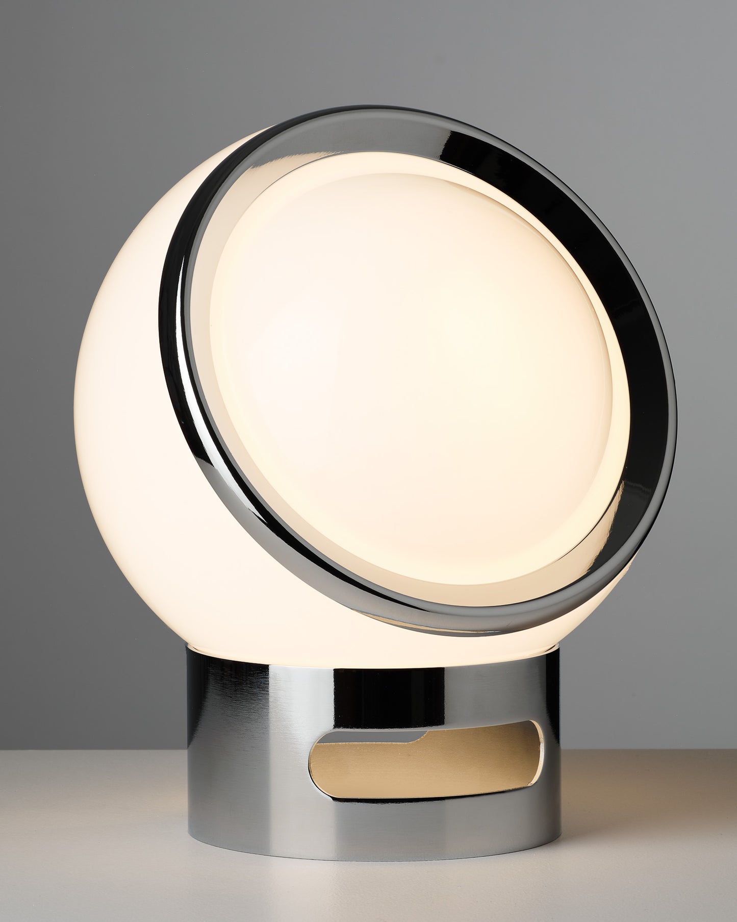 Karaka Lamp