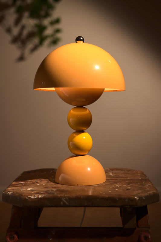 Nervia Lamp